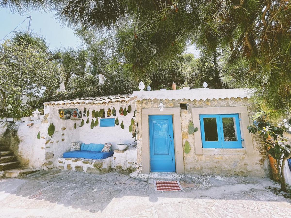 La Casa Del Nespolo Bed and Breakfast Capo dʼOrlando Εξωτερικό φωτογραφία