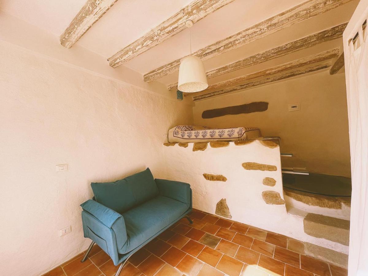 La Casa Del Nespolo Bed and Breakfast Capo dʼOrlando Εξωτερικό φωτογραφία